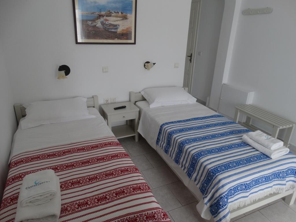 Castelopetra Aparthotel Katapola Exterior photo